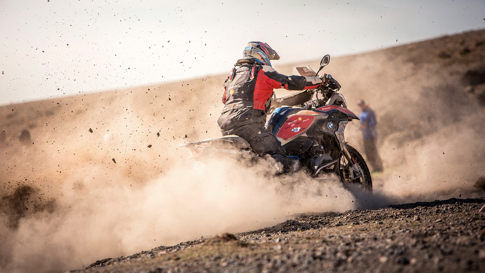 오프로드의 R 1250 GS Adventure 모델.