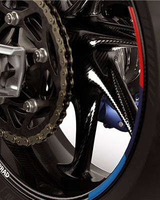 M 1000 RR 모델의 테이프 디자인 적용 M 카본 휠