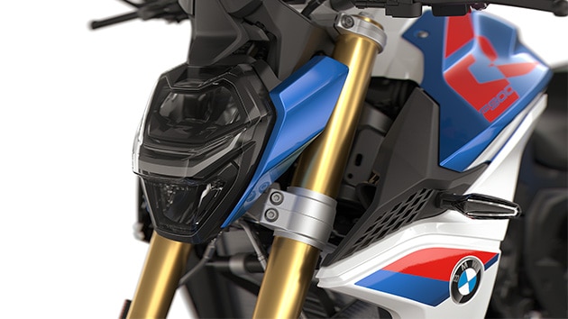 BMW Motorrad의 F 900 R 헤드라이트 가드 및 트림패널