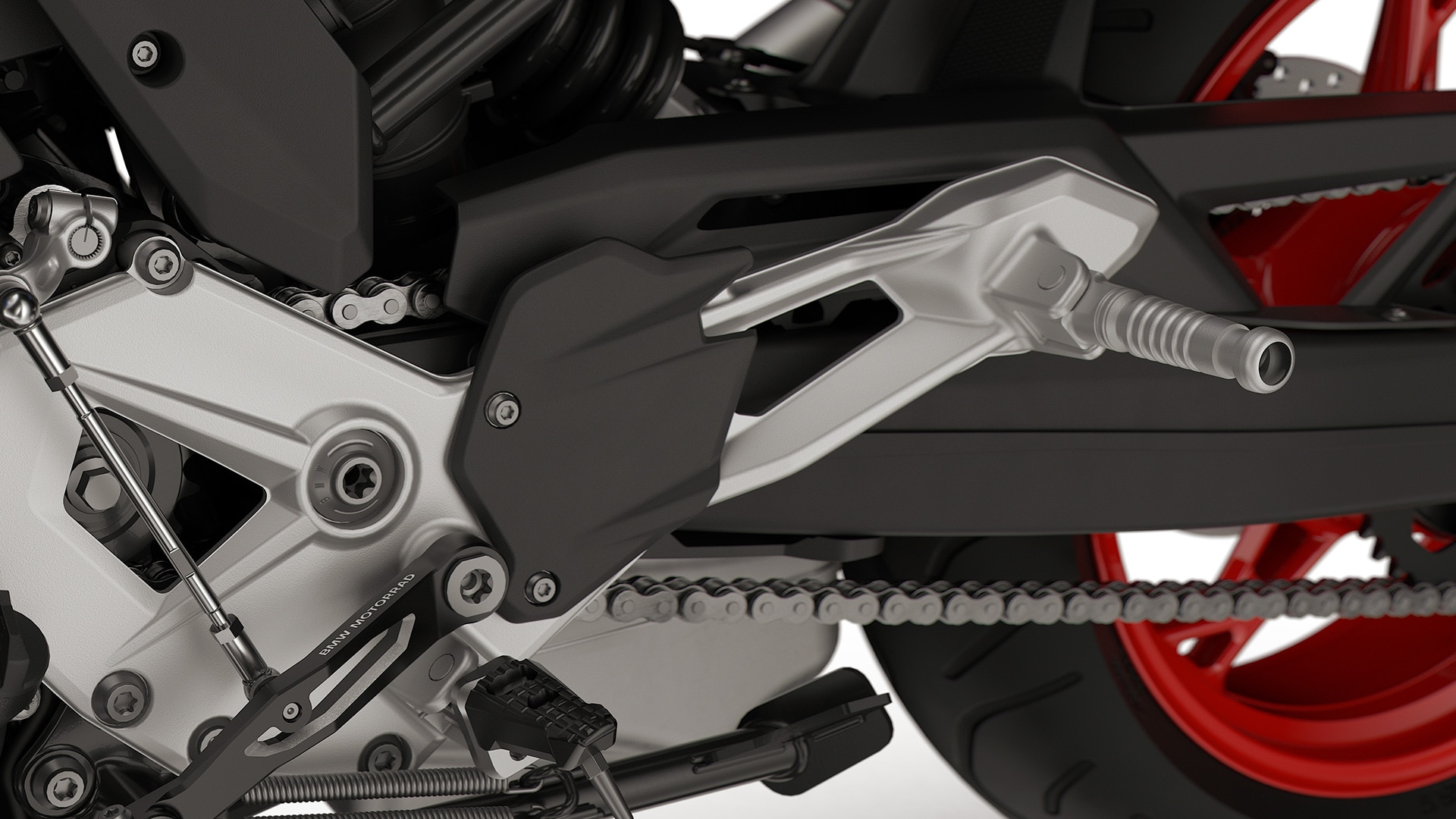 BMW Motorrad의 F 900 XR 밀링 가공된 풋 레스트와 풋 레버