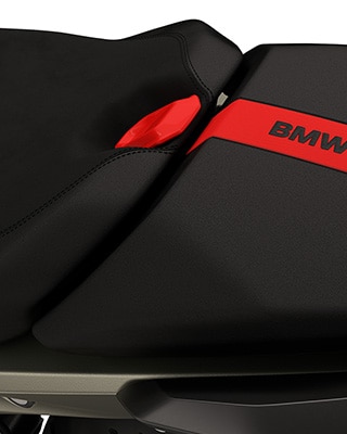 BMW Motorrad R 1300 RS의 도장된 시트 벤치 인서트