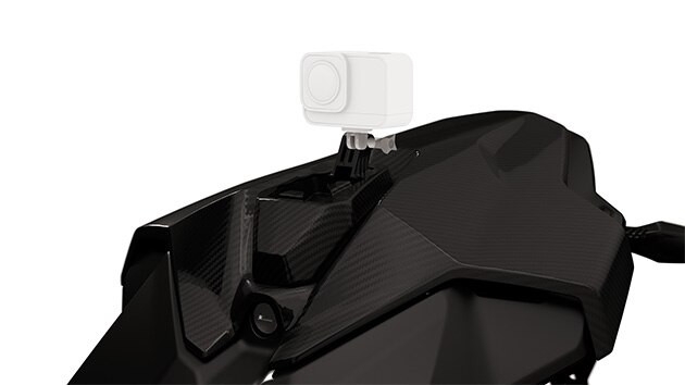 카메라 어댑터가 있는 M Carbon 험프 커버
